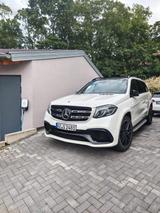 Mercedes-Benz GLS 63 Mercedes-AMG GLS 63 4MATIC+ Mercedes-AMG - weiße Mercedes-Benz GLS 63