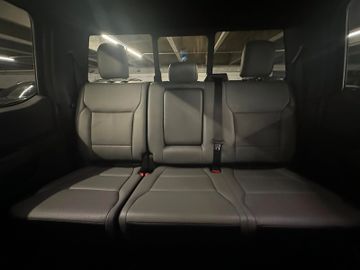 Ford F150 Lightning Lariat  gr. Batterie im Vorlauf