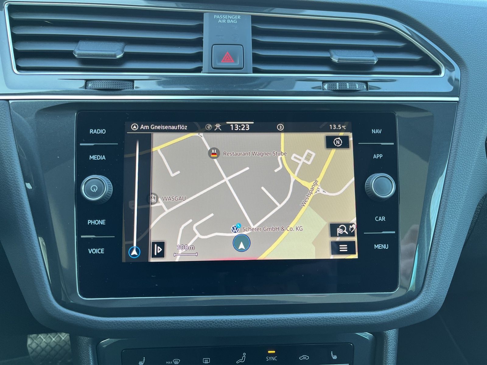 Volkswagen Tiguan - Bild 12