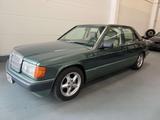 Mercedes-Benz 190 E 2.6 Schiebedach*Aut.*Klima*TÜV Neu*Sportli - Mercedes-Benz 190 mit Benzin-Antrieb: Limousine, mit Klimaanlage, 2.6