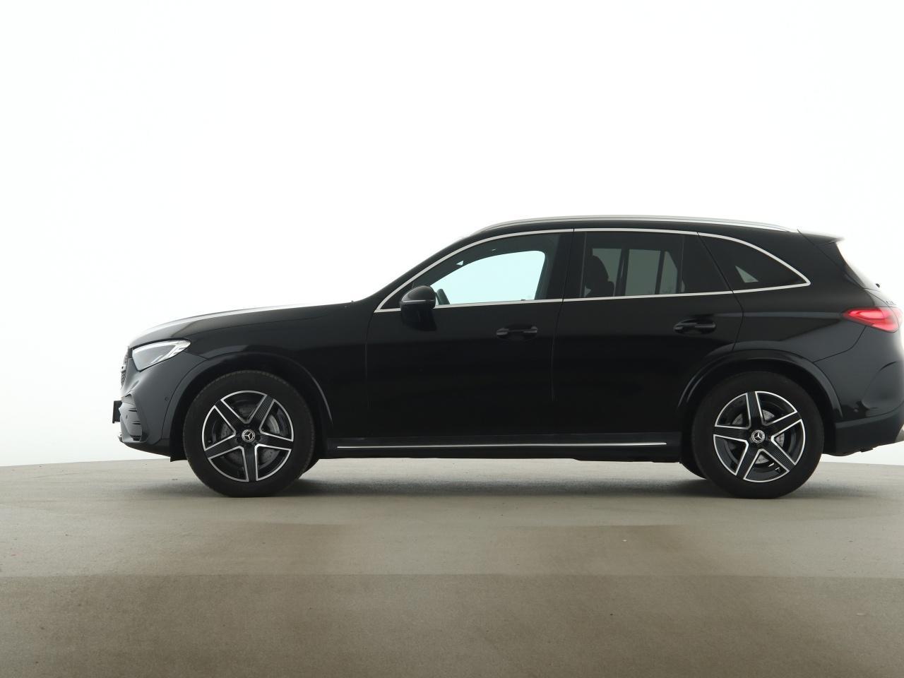 Mercedes-Benz GLC 300 d 4M AMG Distronic AHK Kamera LED