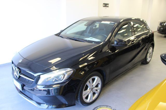 Mercedes-Benz MERCEDES-BENZ A 180 d Automatic Sport