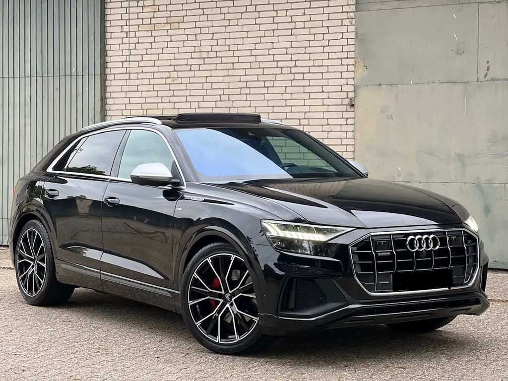 Image of Audi Q8