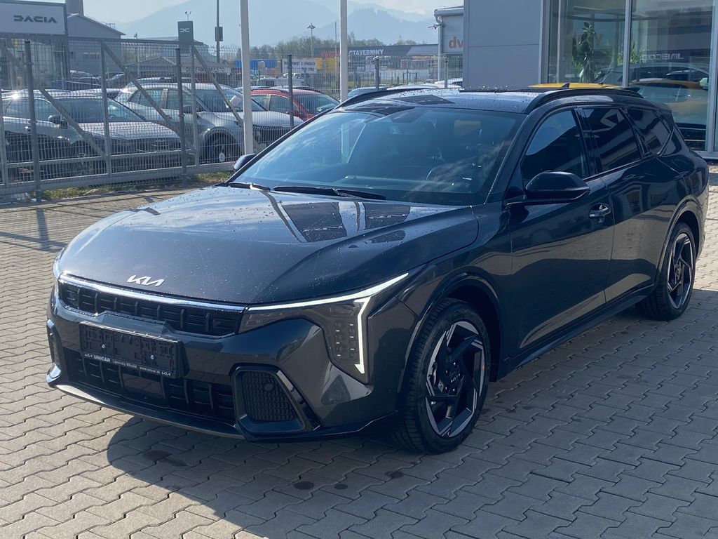 Image of Kia K4