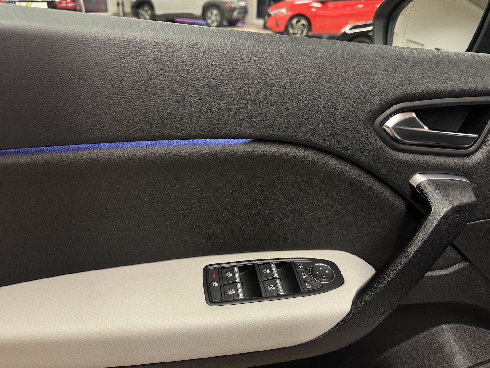 Fahrzeugabbildung Renault Captur Edition One/LED/BOSE/Leder/DAB/Navi/ACC