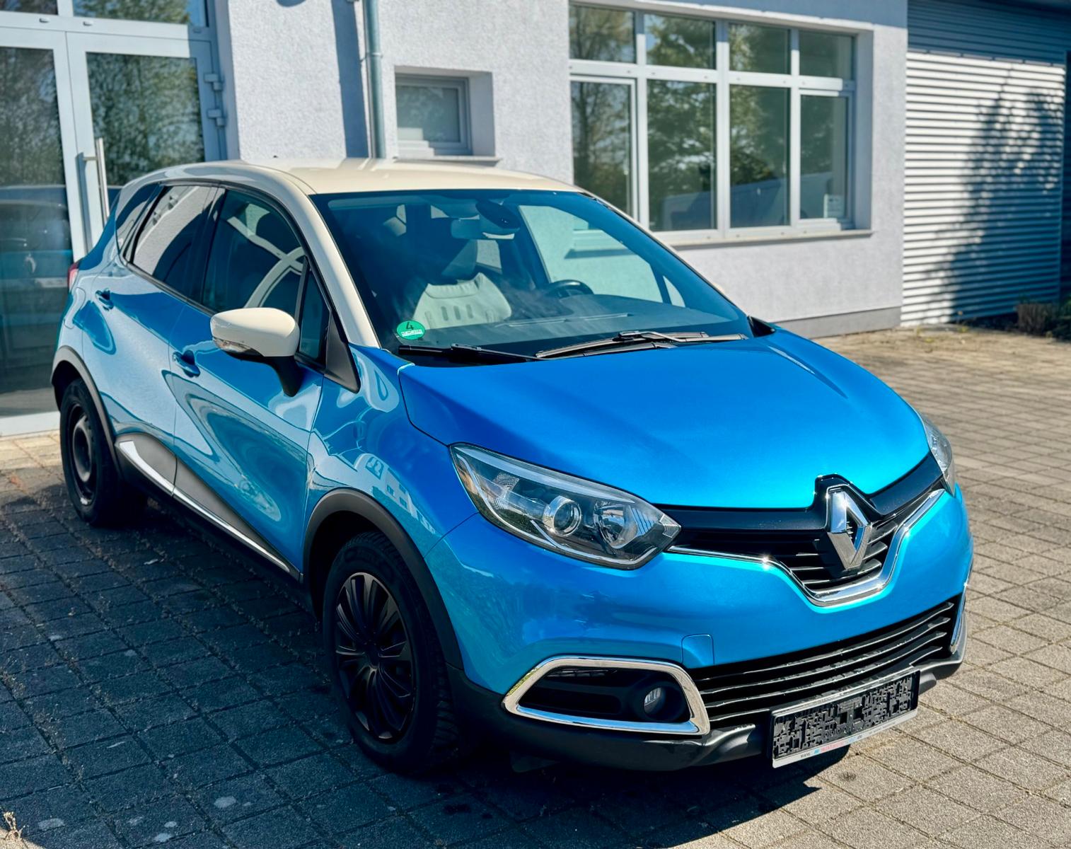 Renault Captur Luxe*Automatik *Navi *Rückfahrkamera