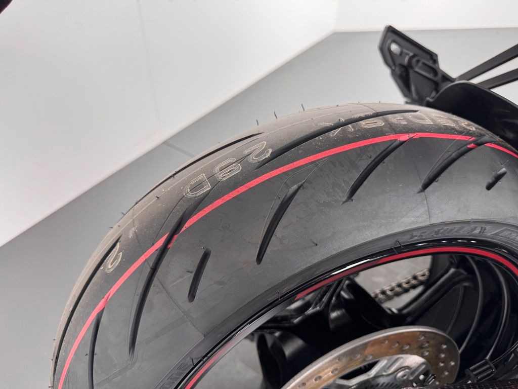 Fahrzeugabbildung Kawasaki NINJA 1000 SX PERFORMANCE *1. HAND *SERVICE NEU