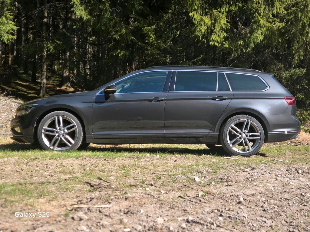 Image of Volkswagen Passat Variant