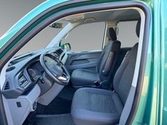 Fahrzeugabbildung Volkswagen T6.1 Caravelle Comfort DSG Rollstuhllift 8.Sitze