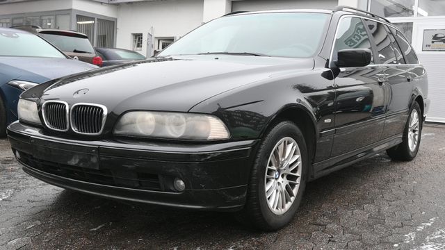 BMW 520 i E39 *Navi*Allwetter*Schiebedach*Ahk