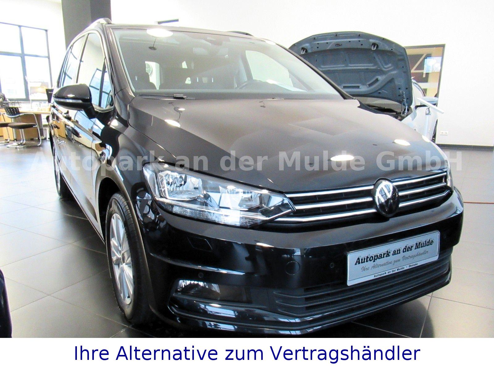 Volkswagen Touran 2,0TDI DSG Comf*Panorama*Kindersitze*SH*