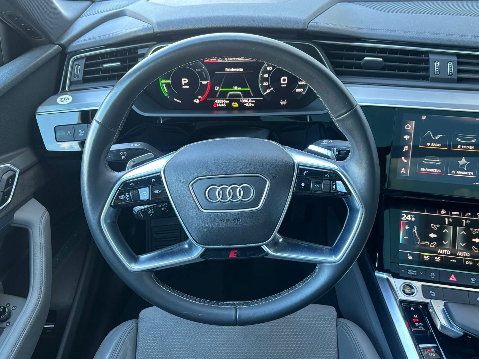 Audi e-tron - Bild 13