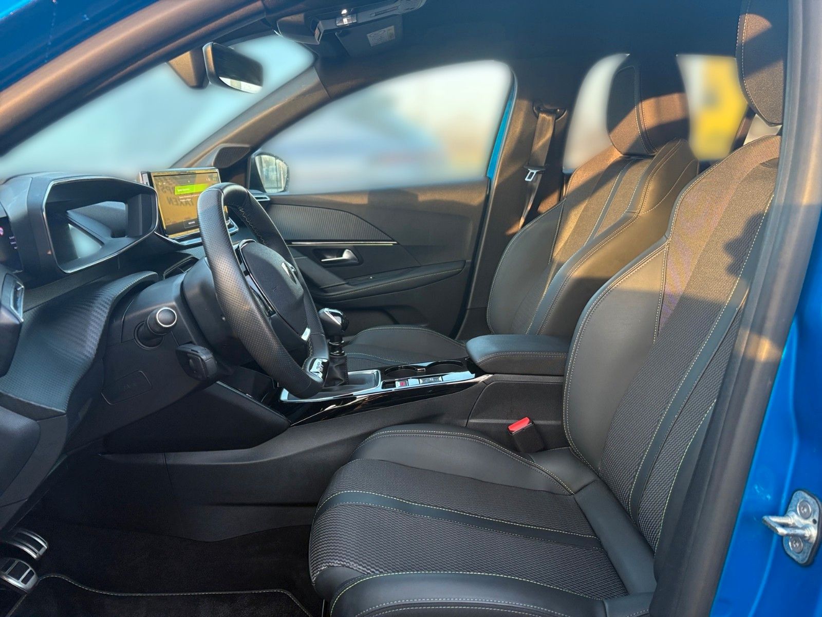 Fahrzeugabbildung Peugeot 208 GT