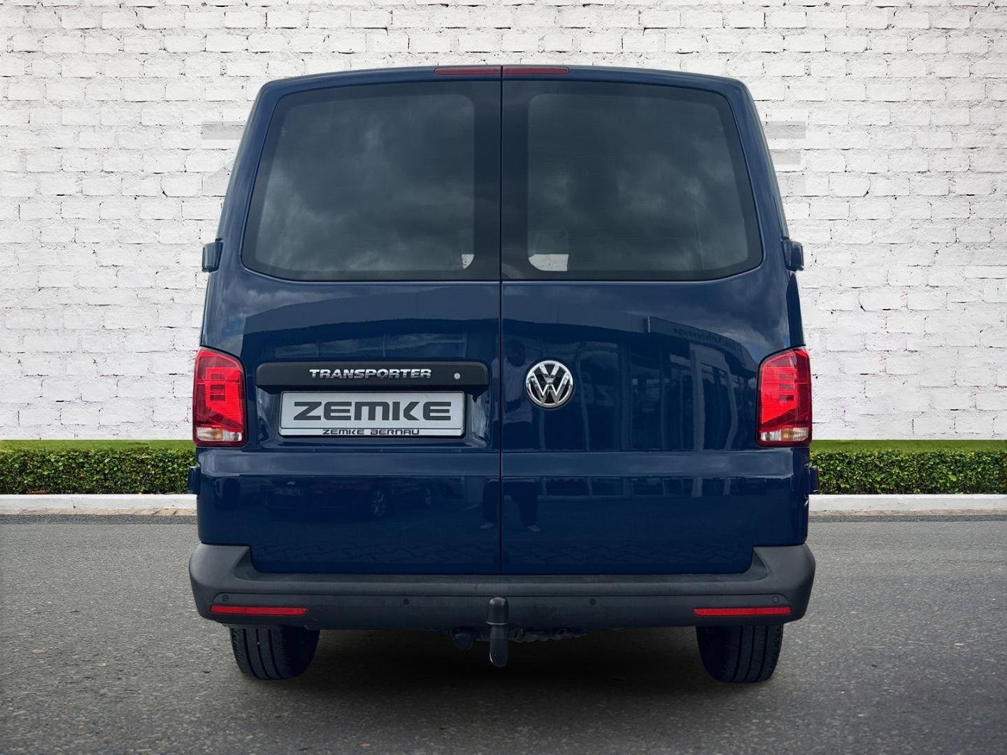Volkswagen T6.1 Kasten 2.0 TDI L1H1 AHK Navi LED Dyn. Kurve