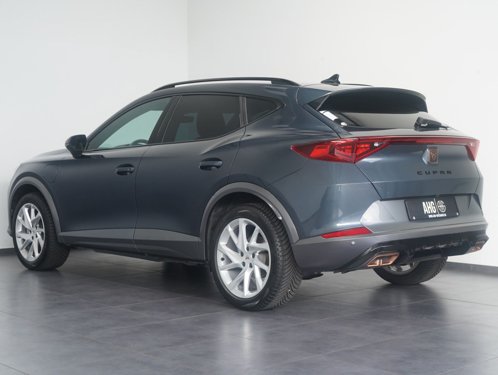 Cupra Formentor 1.4 TSI DSG e-HYBRID LED/ACC/CAM/AMBI imagem 3
