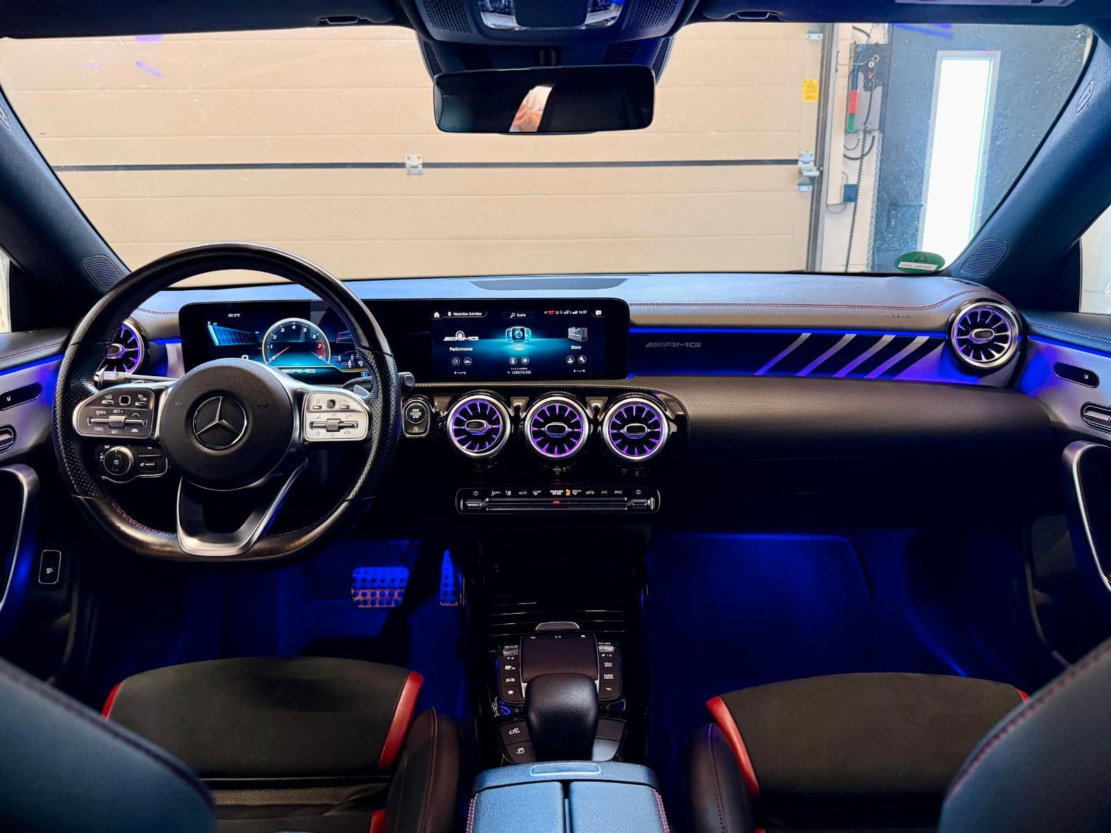 Mercedes-Benz CLA 35 AMG 4M *Performance Sitze*Distronic*AHK*