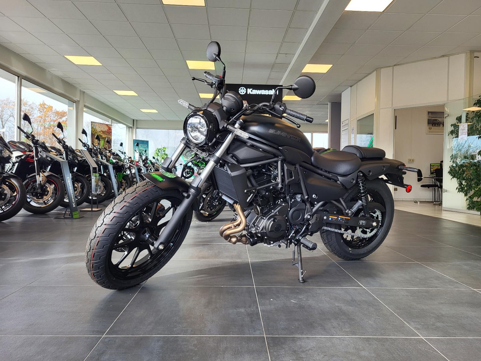 Kawasaki Eliminator 500