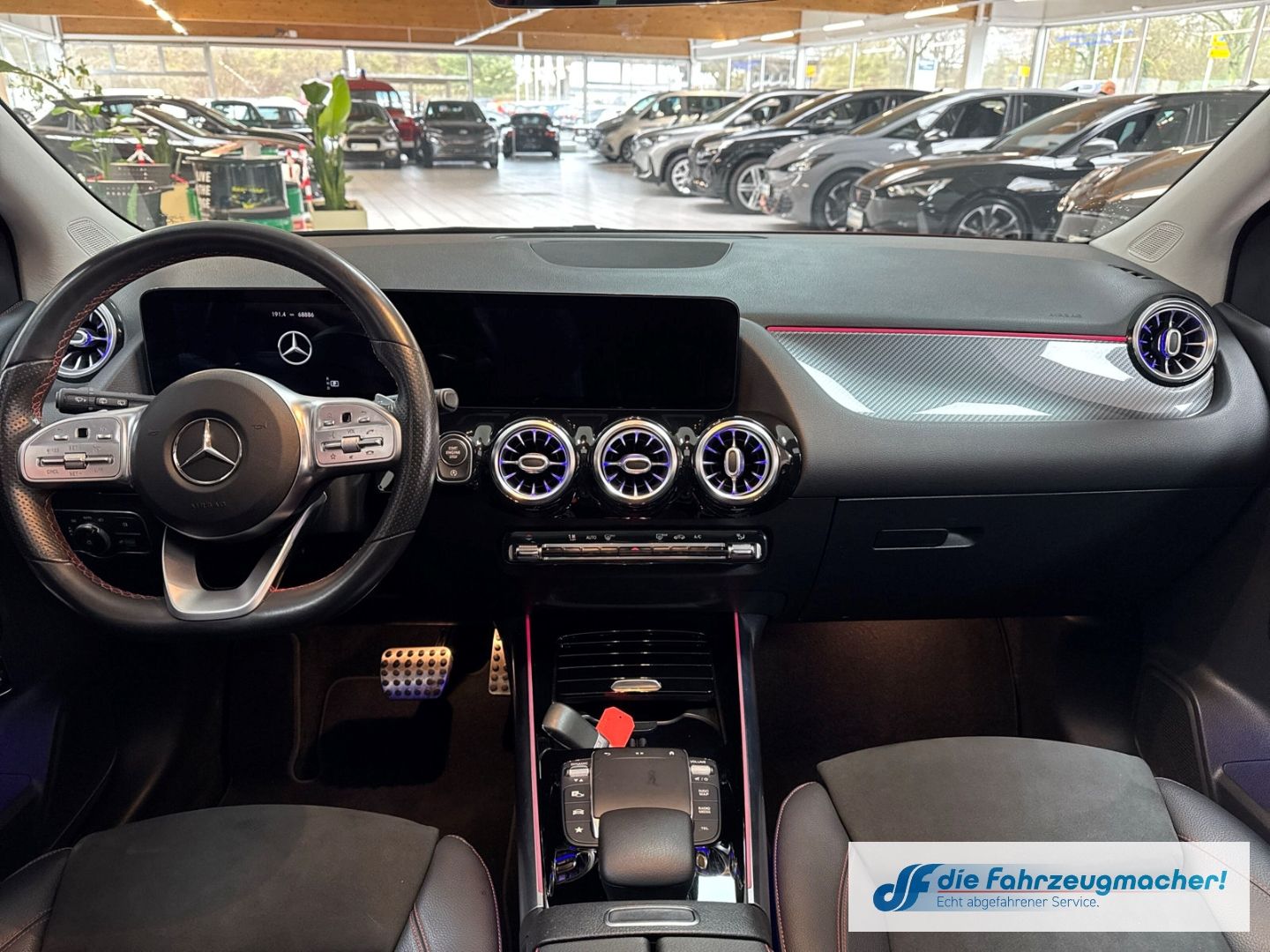 Fahrzeugabbildung Mercedes-Benz B 200 Sportpaket AHK-klappbar El. Panodach Navi