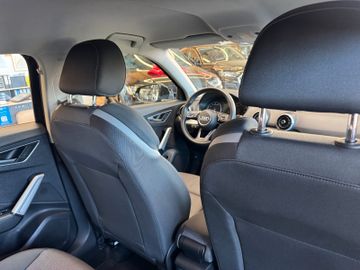 Audi Q2 *1.HAND*19%MWST*TEMPO*NAVI*PDC*KAM*LED*