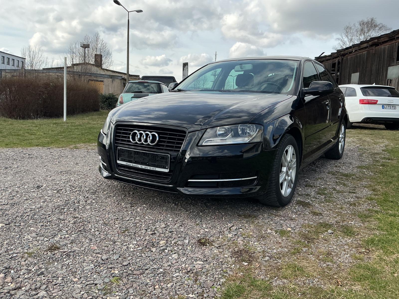 Audi A3 1.6 Attraction Sportback