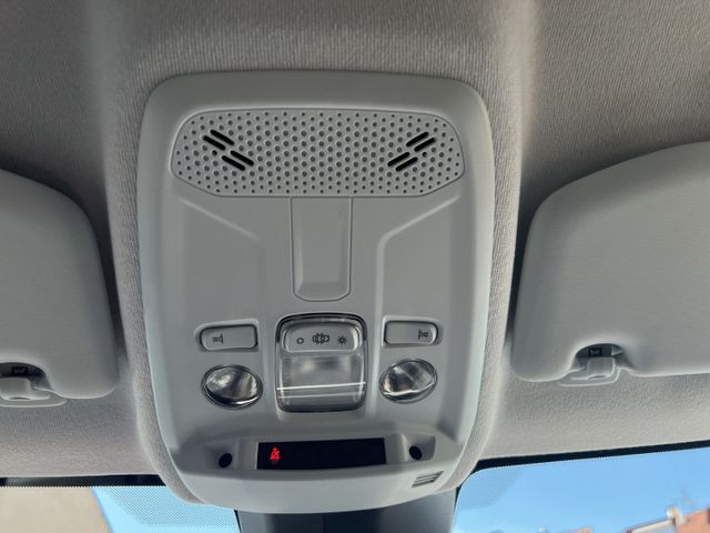 Corsa 1.2 KLIMAANLAGE METALLIC DAB BLUETOOTH HSA