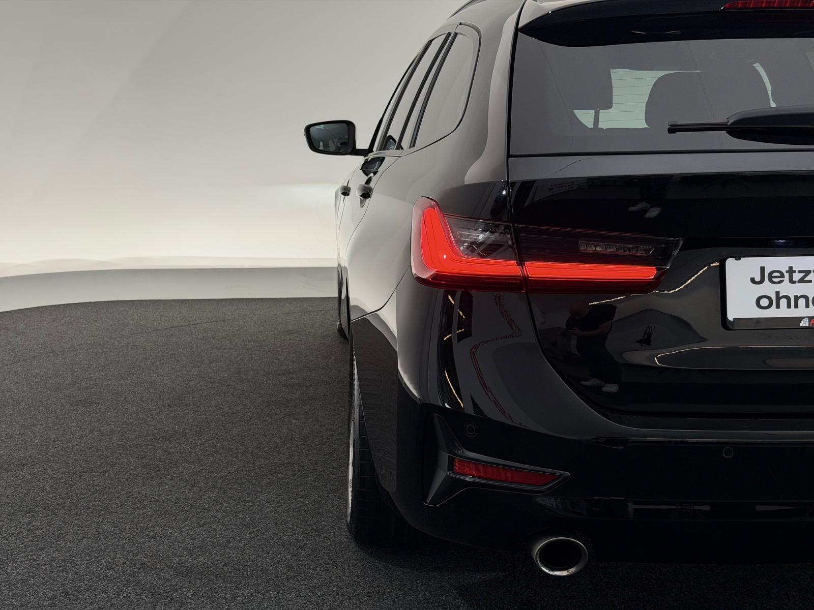 BMW 320 i Touring*ADVANTAGE*LED-STHZ-HiFi-LHZ-PANO, миниатюра 9