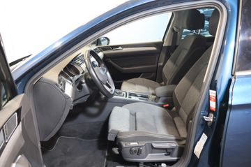 Volkswagen Passat 2.0 TDI Business ACC+CARPLAY+KAM+LED+AHK