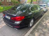 BMW 540i xDrive Luxury-Line - graue BMW 540