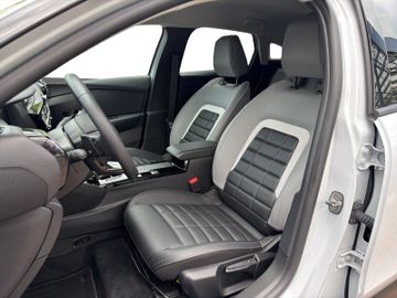 Citroën C4 Max Hybrid 145 Kam.+KeyLess+LED+Navi+SHZ