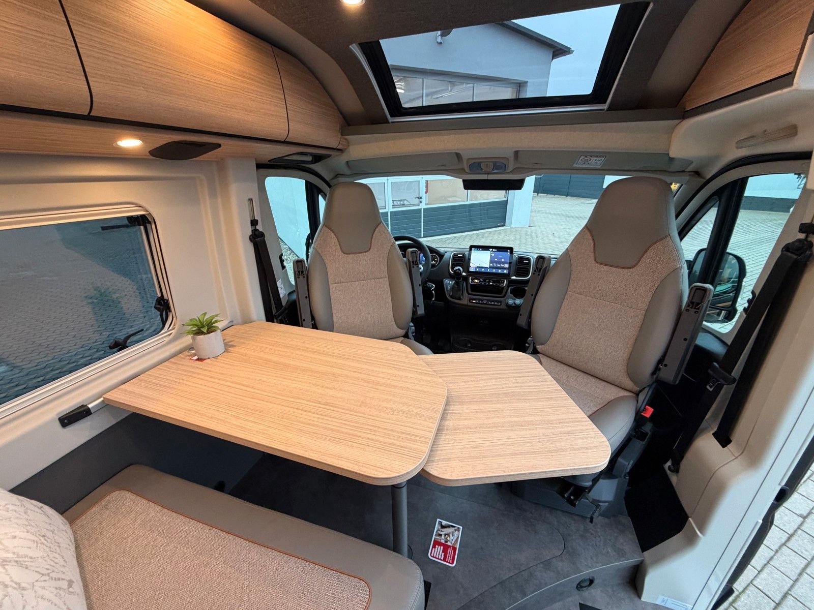 Fahrzeugabbildung Malibu Van Diversity GT skyview 640 LE K Lucca MJ26