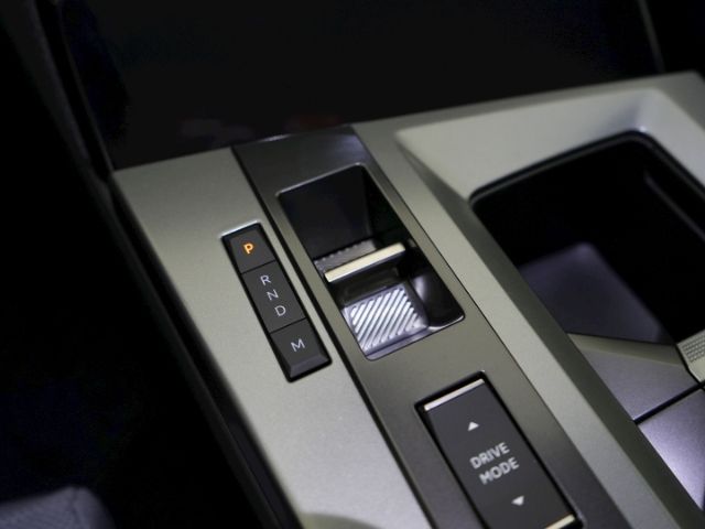Grandland B GS HYBRID eDCT+NAVI+ACC+KEYLESS+MATR