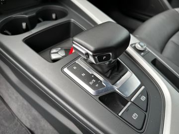 Fahrzeugabbildung Audi A5 Sportback 45TFSI Quattro S LINE  S-tronic LED