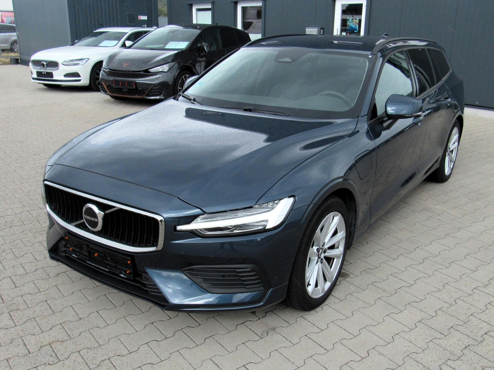 Volvo V60 T6 Recharge Plug-In Hybrid AWD, AHK, ACC,