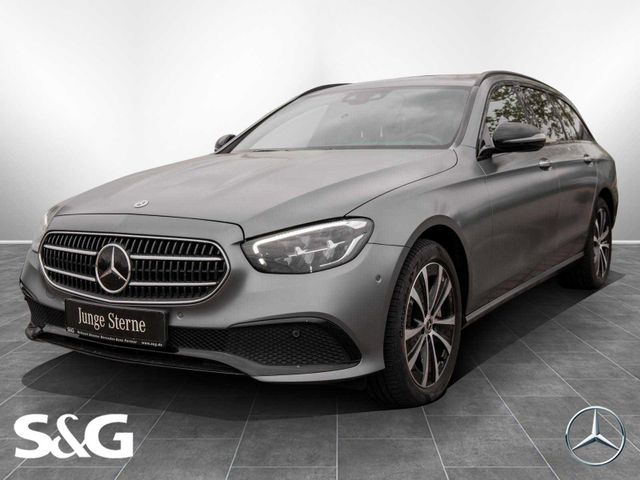Mercedes-Benz E 300 de 4M T Avantagrde Night+RüKam+AHK+HUD+18