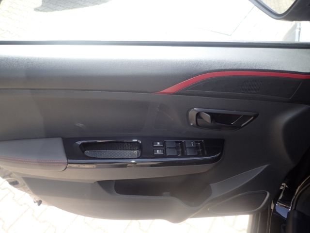 Fahrzeugabbildung SWM G03 7-Sitzer Schiebedach Kamera Lichtsensor CarP