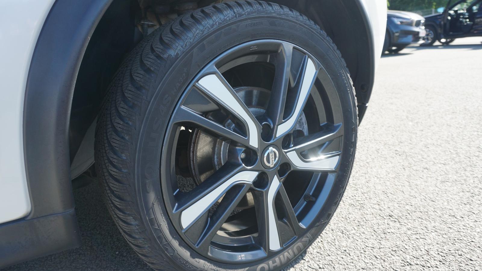 Nissan Juke 1.6 DIG-T N-Connecta 4x4 Xenon Navi Kamera