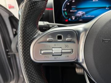 Mercedes A 220 - 12