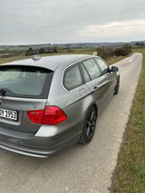 BMW 318i Touring Edition Exclusive Edition Exclusive - BMW 318 aus 2011: Kombi