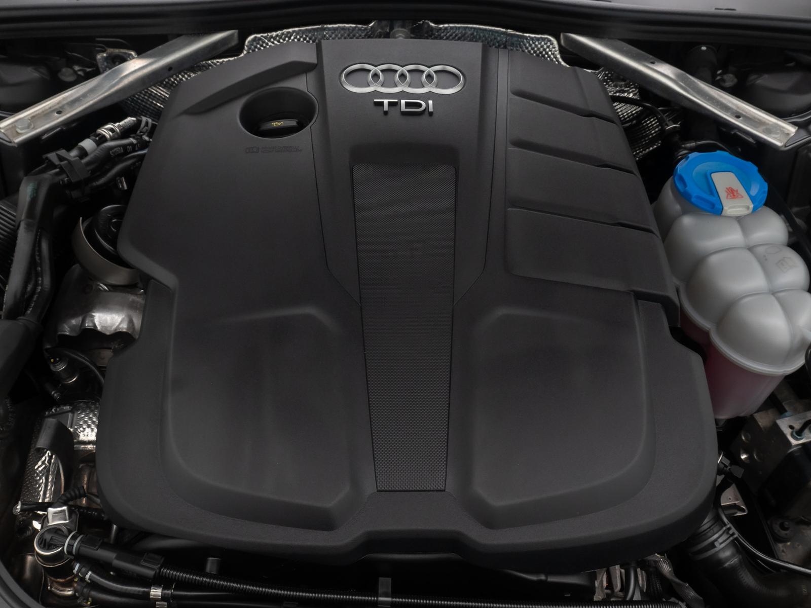 Audi A4 quattro SLine Kamera DAB Massage Panorama 18"