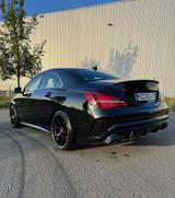 Mercedes-Benz Mercedes CLA 45 AMG Perf. AGA - gebrauchte Mercedes-Benz CLA 45 AMG aus dem Jahr 2017