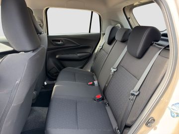 Fotografie 13 des Suzuki Swift 1.2 Dualjet Hybrid Club