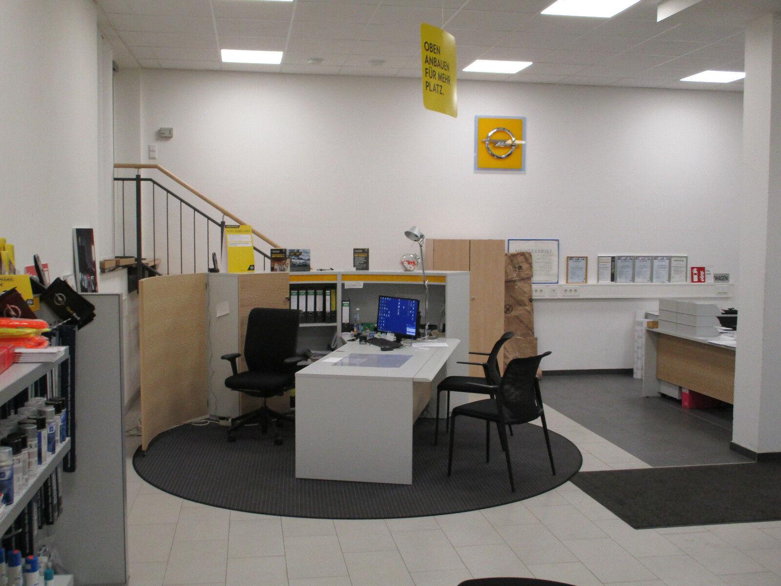 showroom-image-bottom