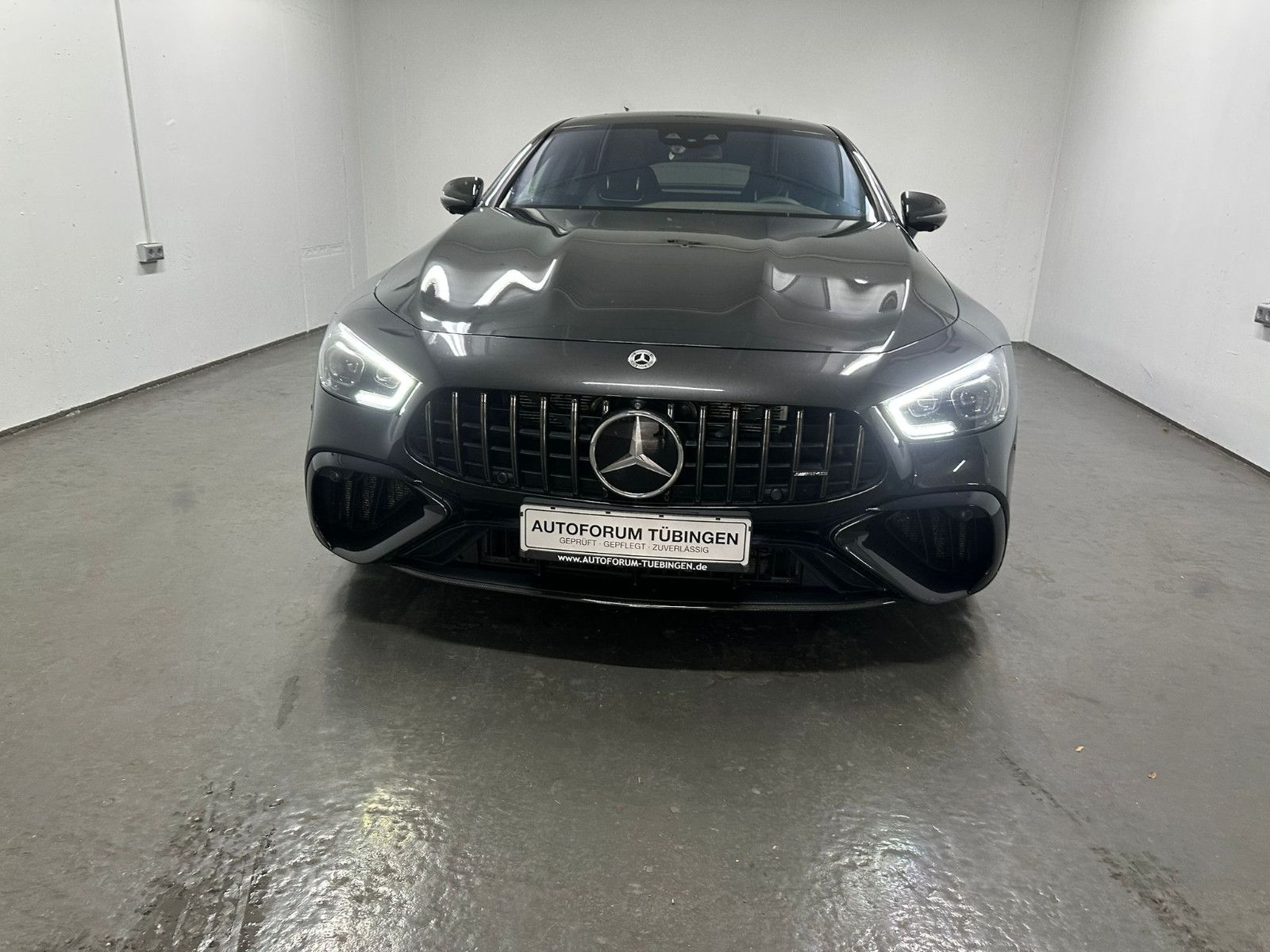 Fahrzeugabbildung Mercedes-Benz GT 63  S E Performance *SHD*CARBON HECKS*HEADUP*