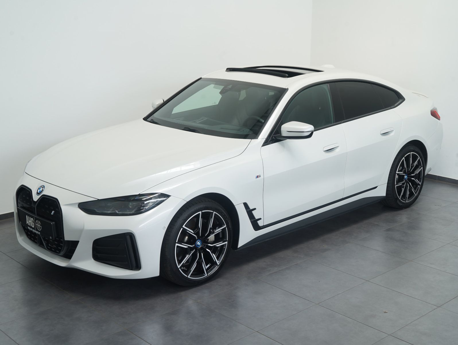 Fahrzeugabbildung BMW i4 Gran Coupe eDrive 40 M Sport SHADOW