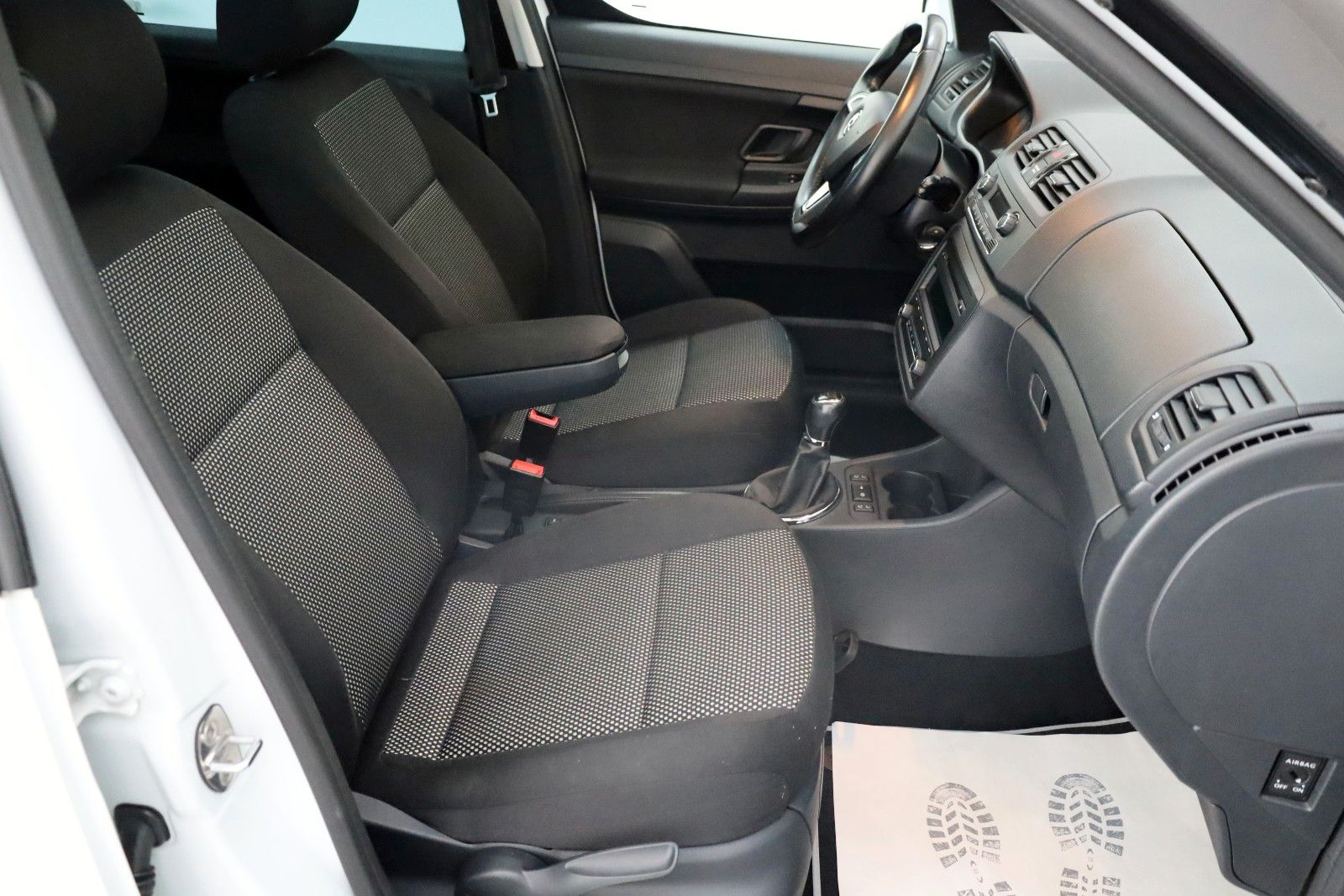 Fahrzeugabbildung SKODA Roomster Scout SH,PDC,Panorama