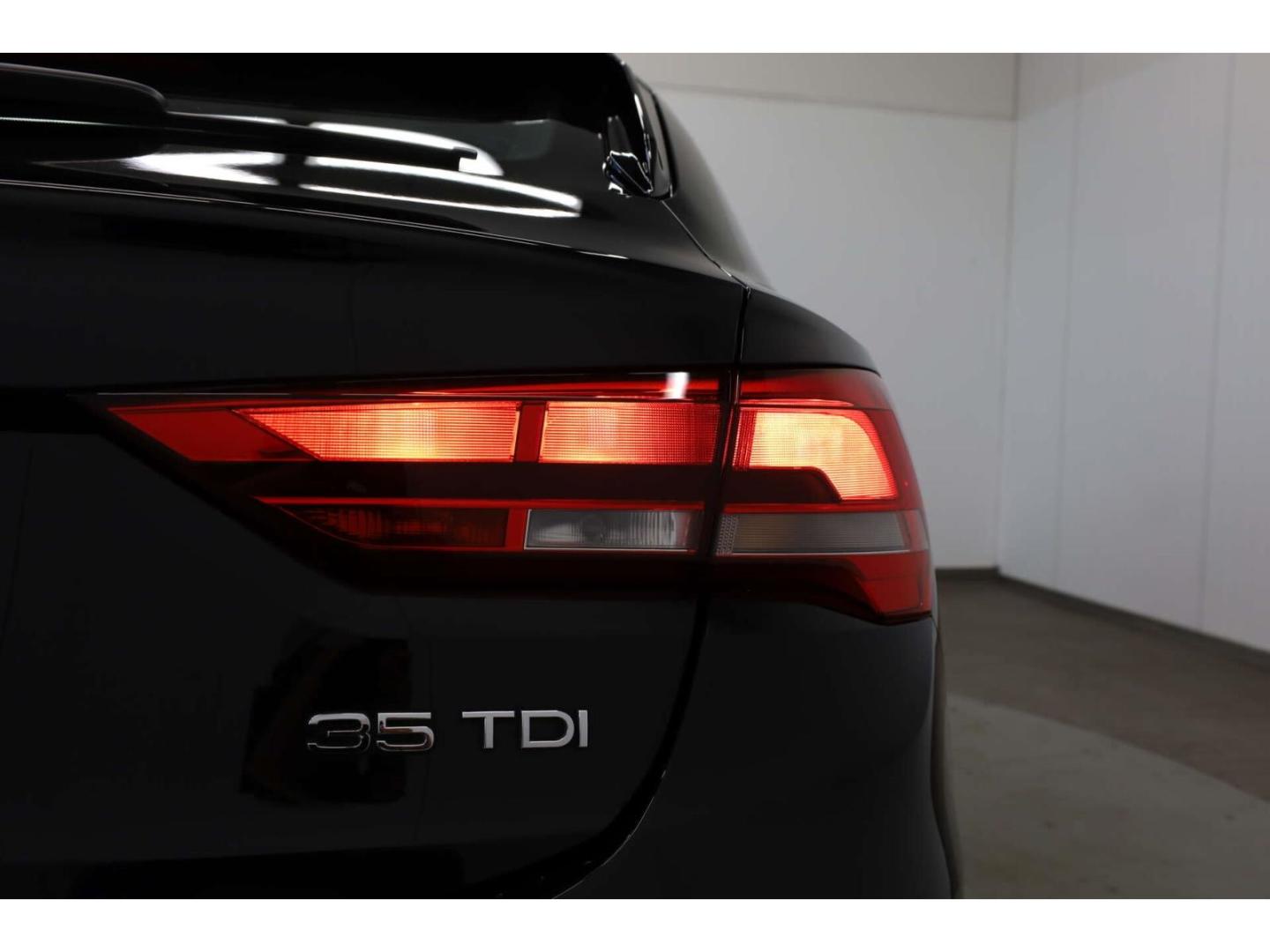 Audi Q3 Sportback 35 TDI S line Alca/NAV/Virt./RFK, миниатюра 24