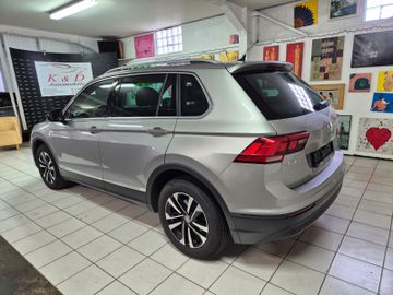 Volkswagen Tiguan - 9