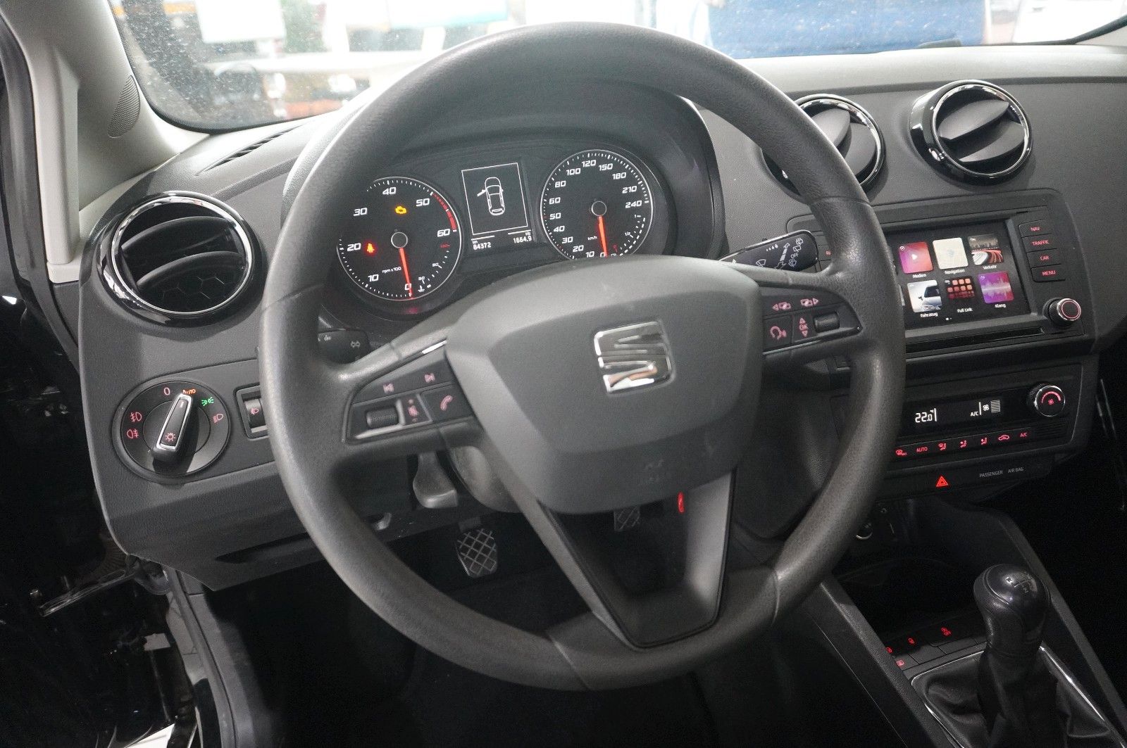 Fahrzeugabbildung SEAT Ibiza 1.4 TDI STYLE 5-TÜR NAVI/TEMP./PDC/NEBEL