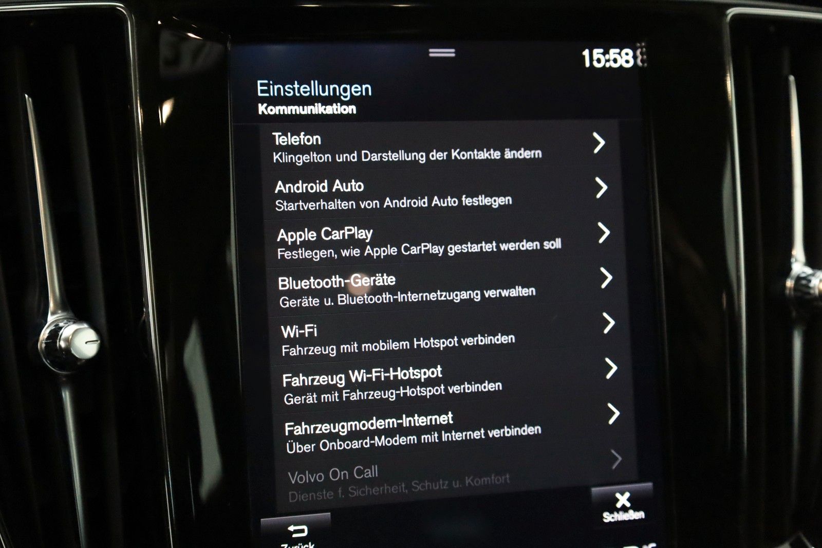 Fahrzeugabbildung Volvo V60 D3, Navi,LED,PDC v.h.,Carplay,ACC