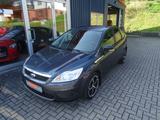 Ford Focus Lim. Concept    71 - Ford Focus: Kleinwagen